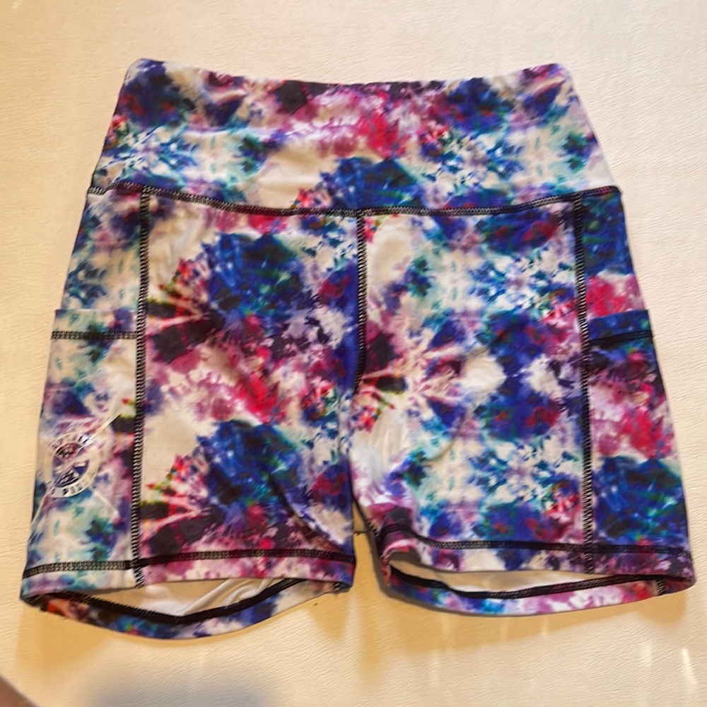 Barbells ‘N Pizza high rise tie dye shorts